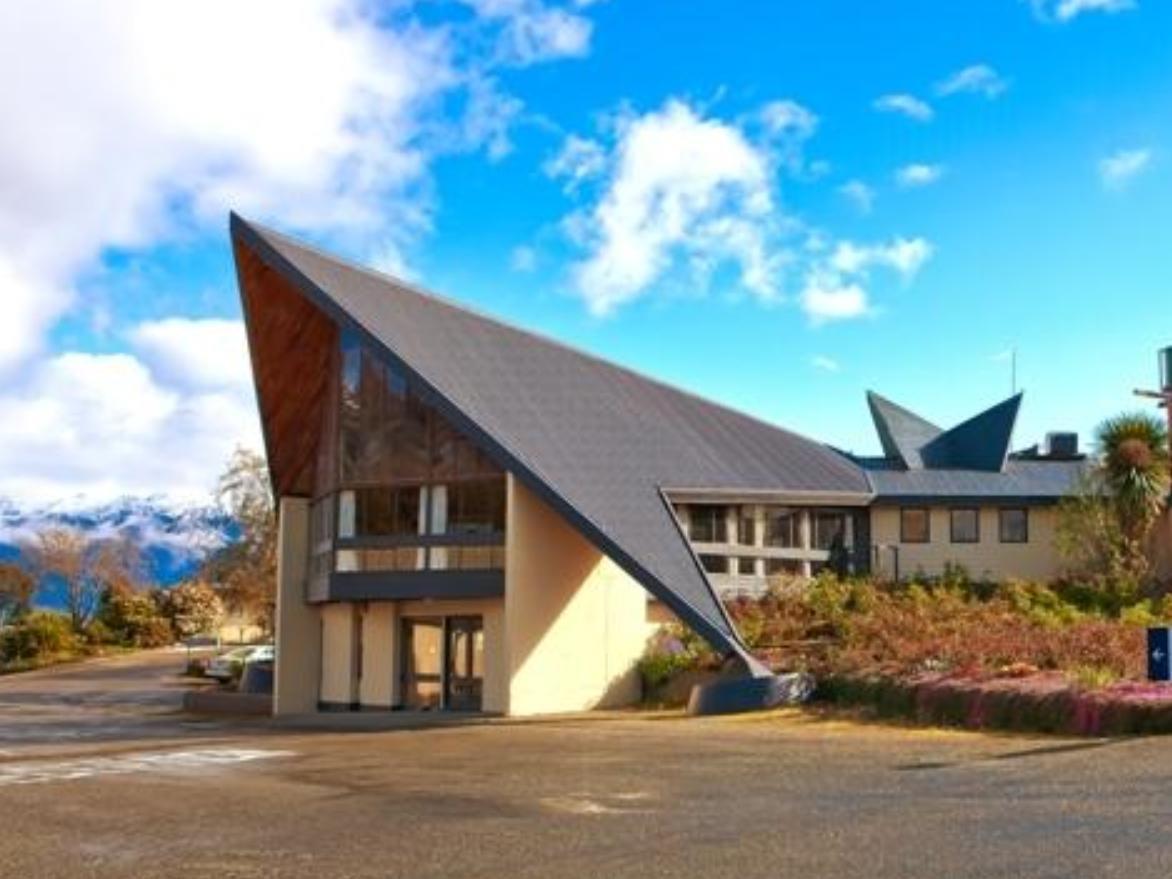 Fiordland Hotel Те Анау Екстериор снимка